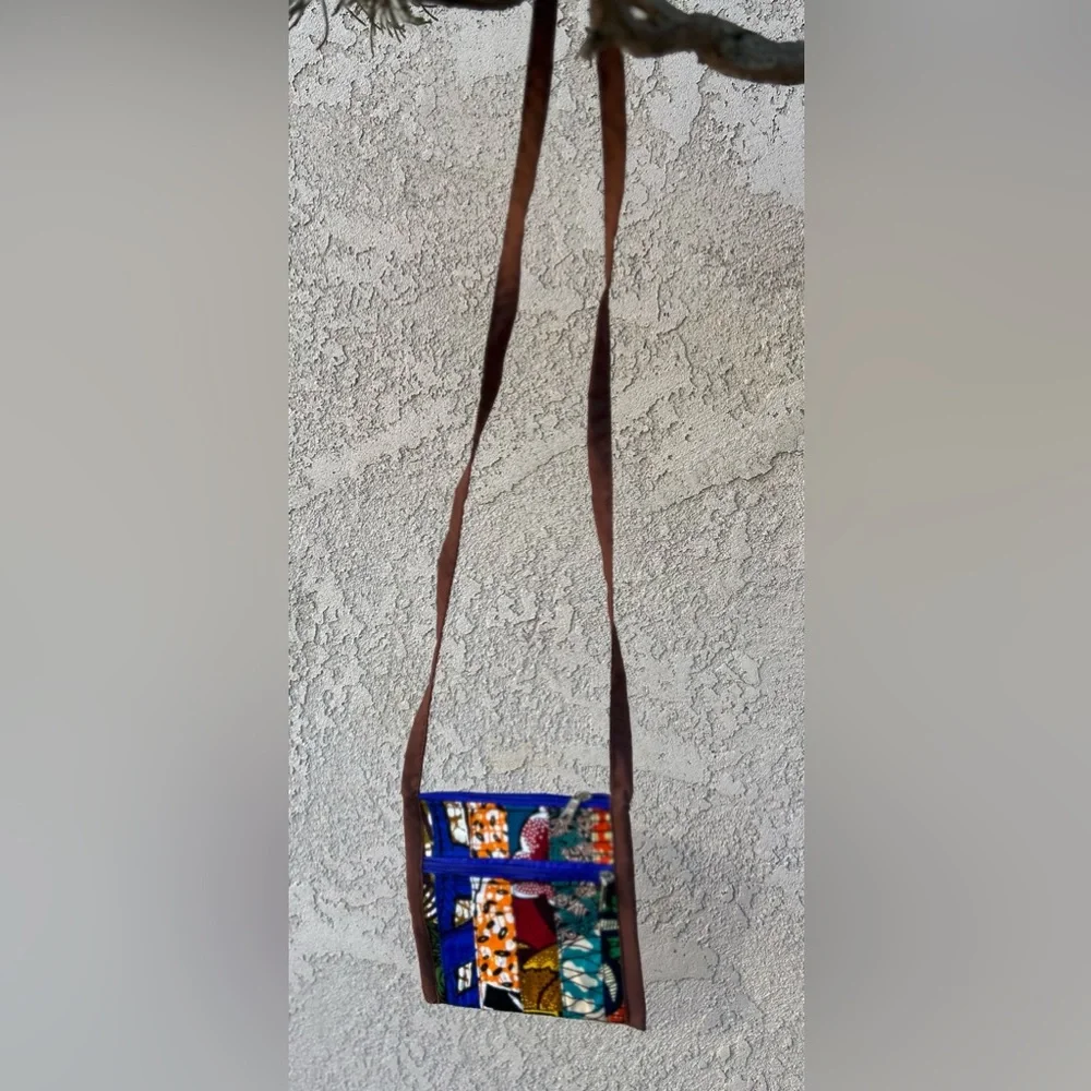 NW 💯 Cotton Patch Vlisco Fabric Crossbody Purse Sz 6”x6”